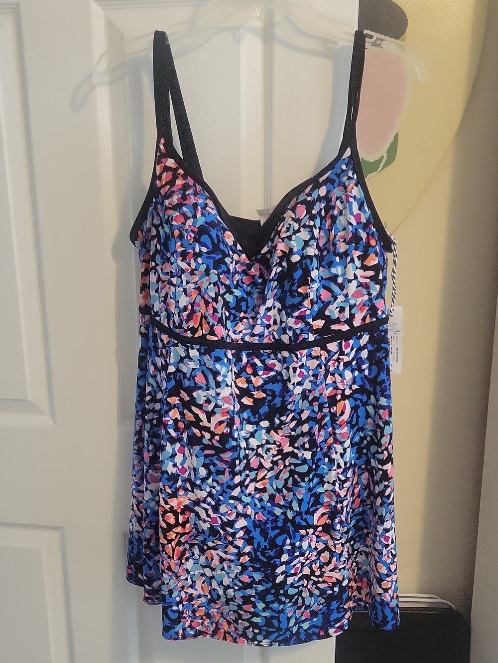 Sonnet Shores Sz22W Malibu Pink Saphire Swimsuit, Skirt look - Abstract Mosaic